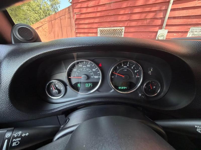 Jeep Wrangler 4WD 2dr Sport 2013