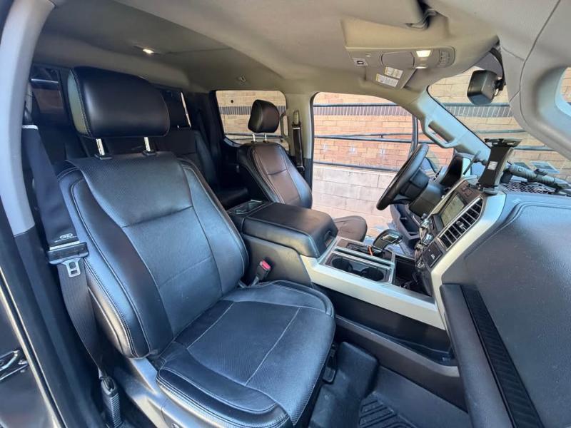Ford F-150 4WD SuperCrew 145" Lariat 2016