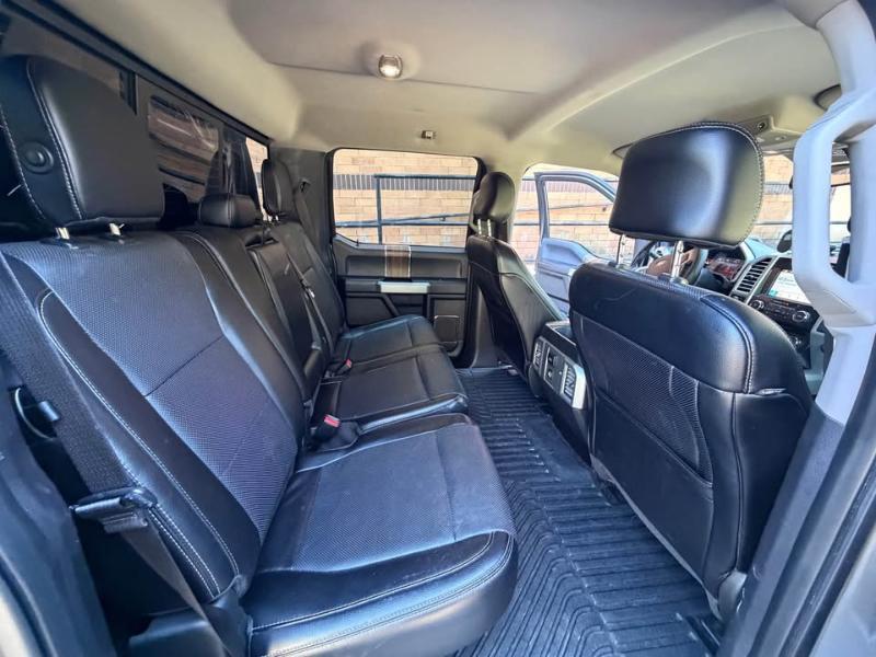 Ford F-150 4WD SuperCrew 145" Lariat 2016
