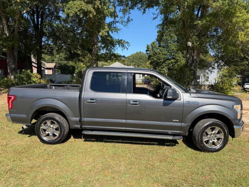 Ford F-150 2WD SuperCrew 145" XLT 2015