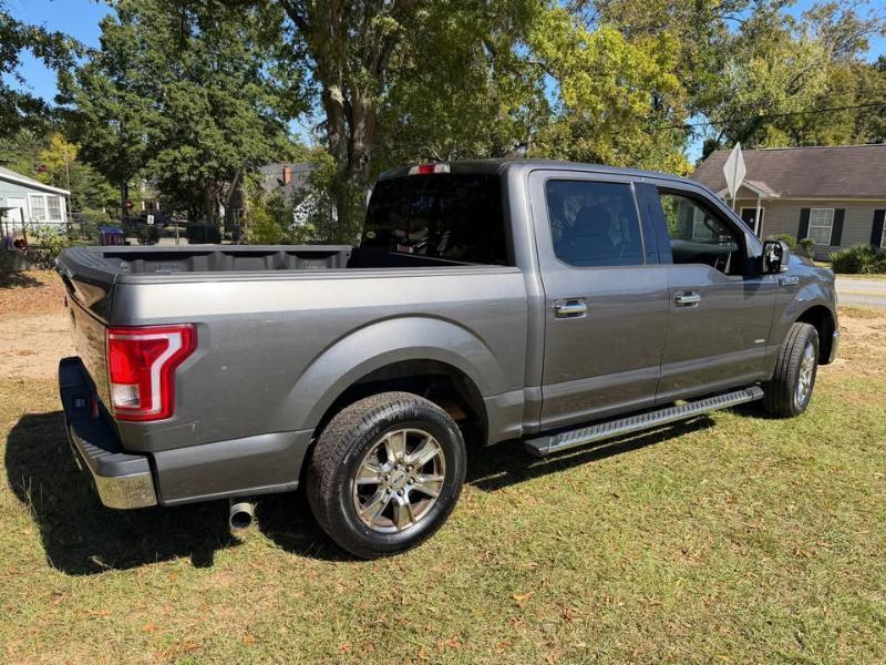 Ford F-150 2WD SuperCrew 145" XLT 2015