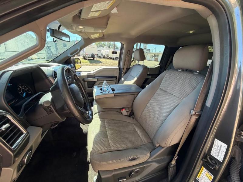 Ford F-150 2WD SuperCrew 145" XLT 2015