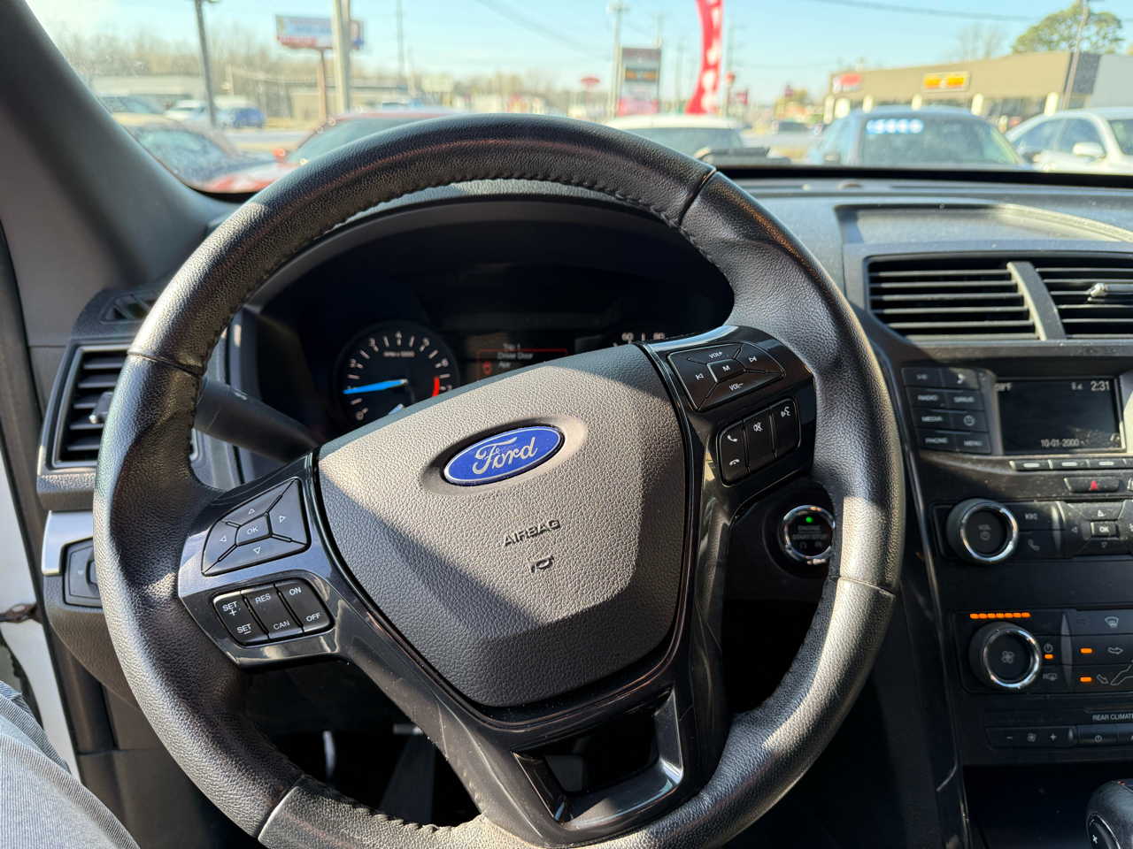 Ford Explorer XLT 4WD 2019