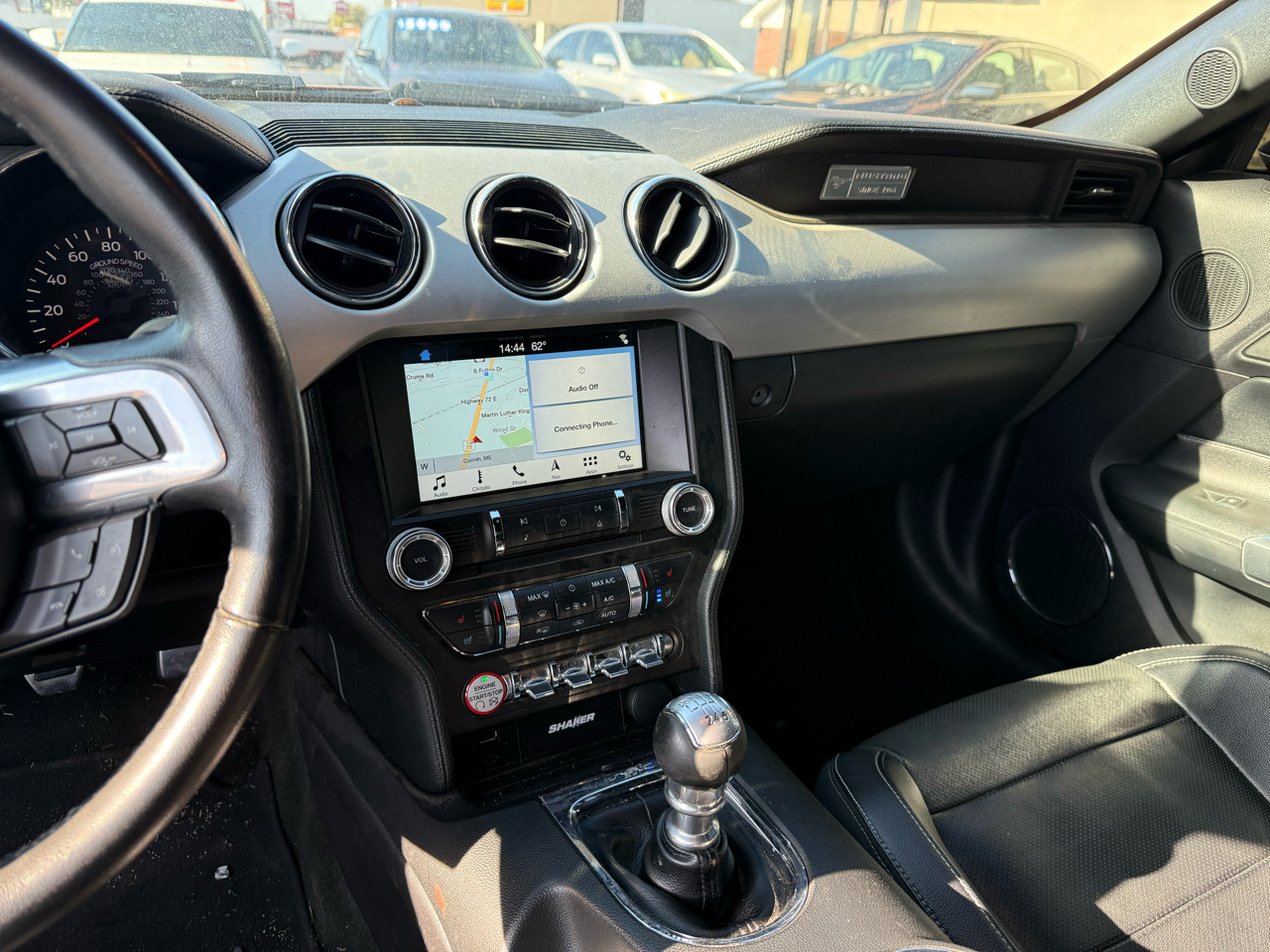 Ford Mustang GT Premium Coupe 2016