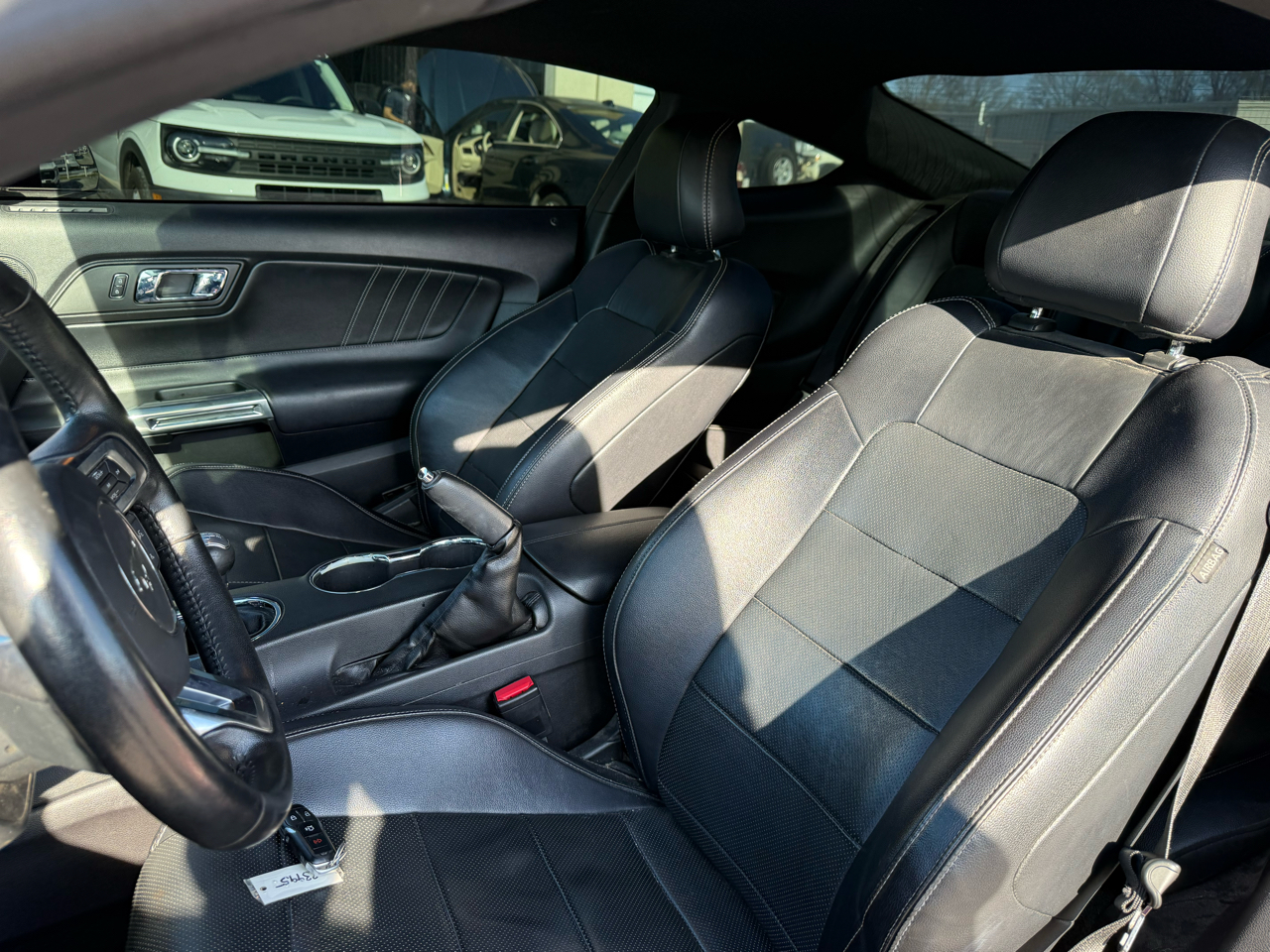 Ford Mustang GT Premium Coupe 2016