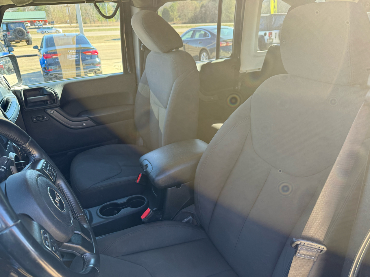 Jeep Wrangler Unlimited Sport 4WD 2017