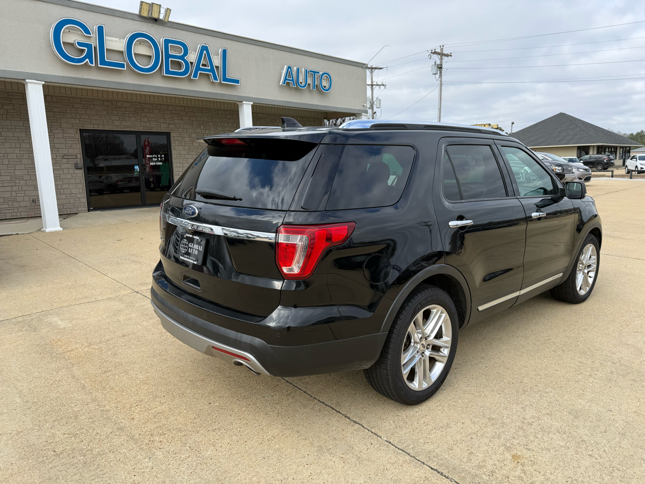 Ford Explorer Limited FWD 2017