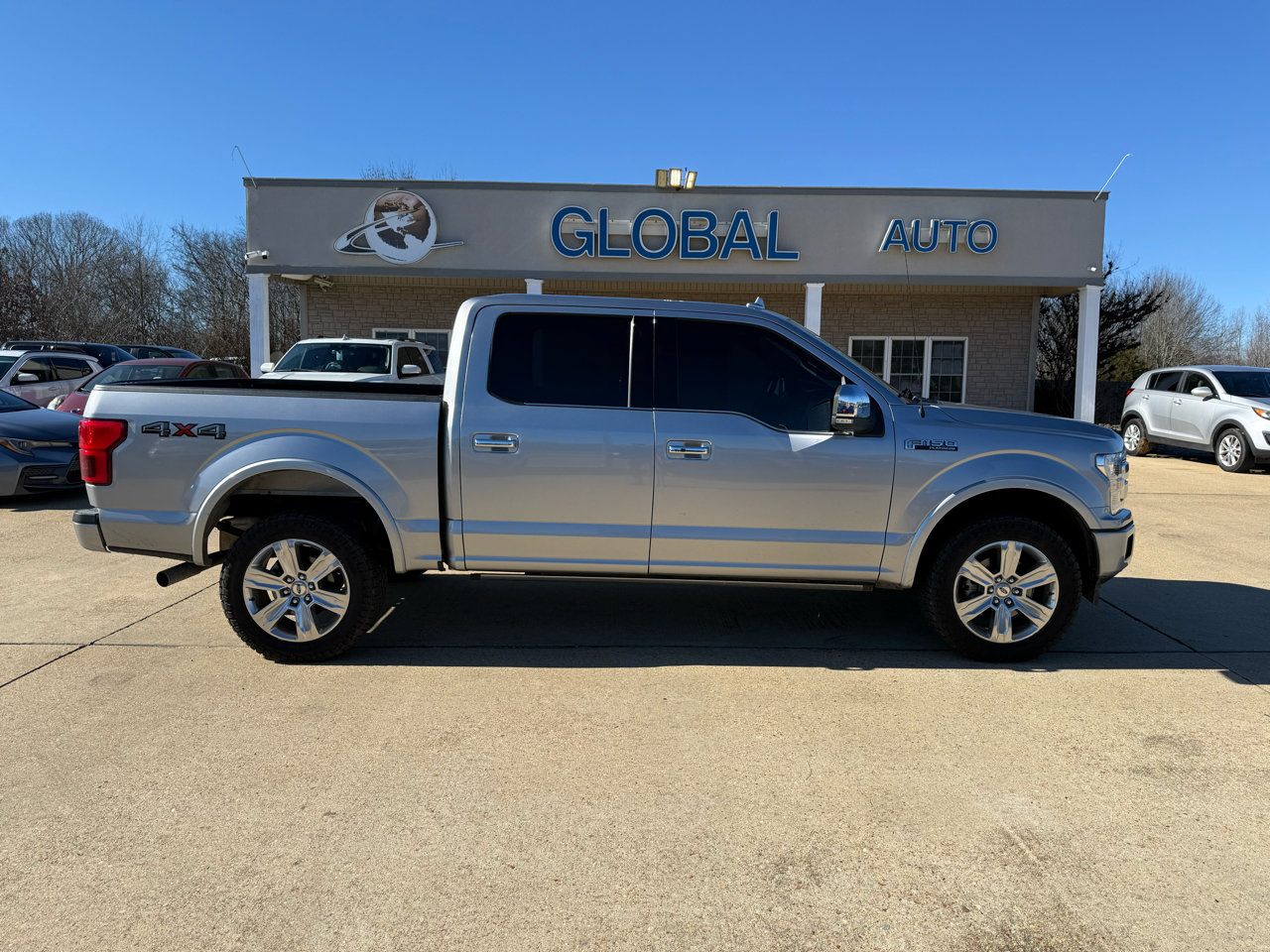 Ford F-150 4WD SuperCrew 145" Platinum 2020