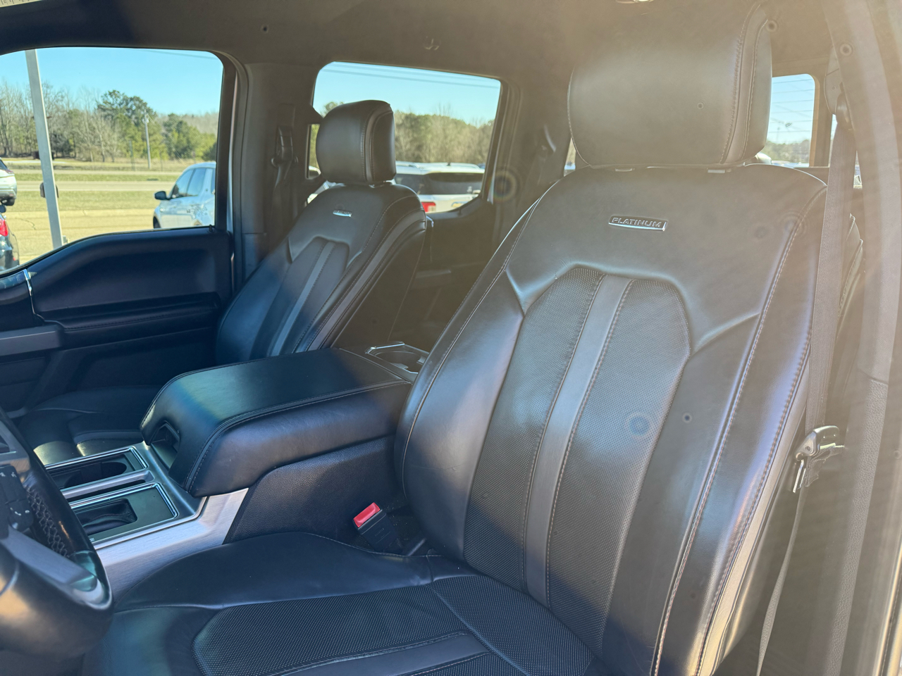 Ford F-150 4WD SuperCrew 145" Platinum 2020