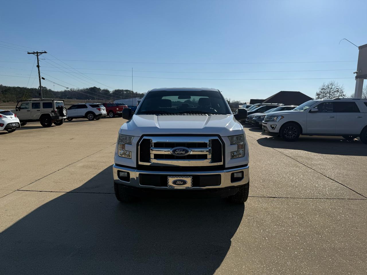 Ford F-150 4WD Reg Cab 122.5" XLT 2016