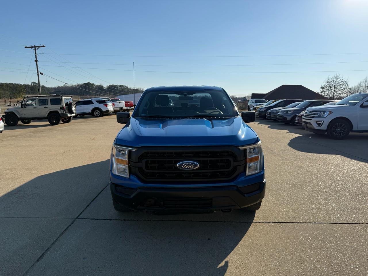 Ford F-150 4WD Reg Cab 126" XLT 2021