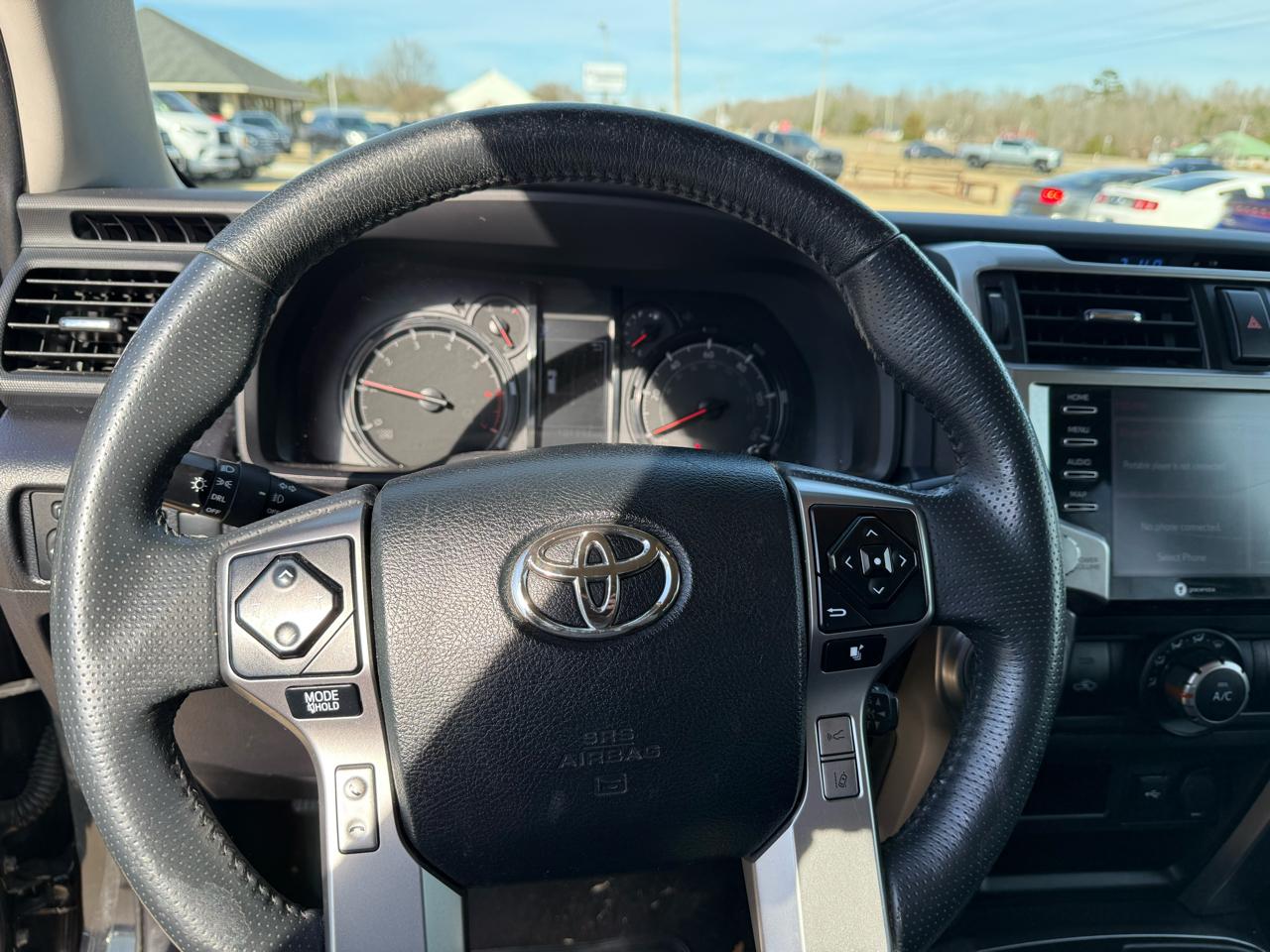 Toyota 4Runner SR5 2021