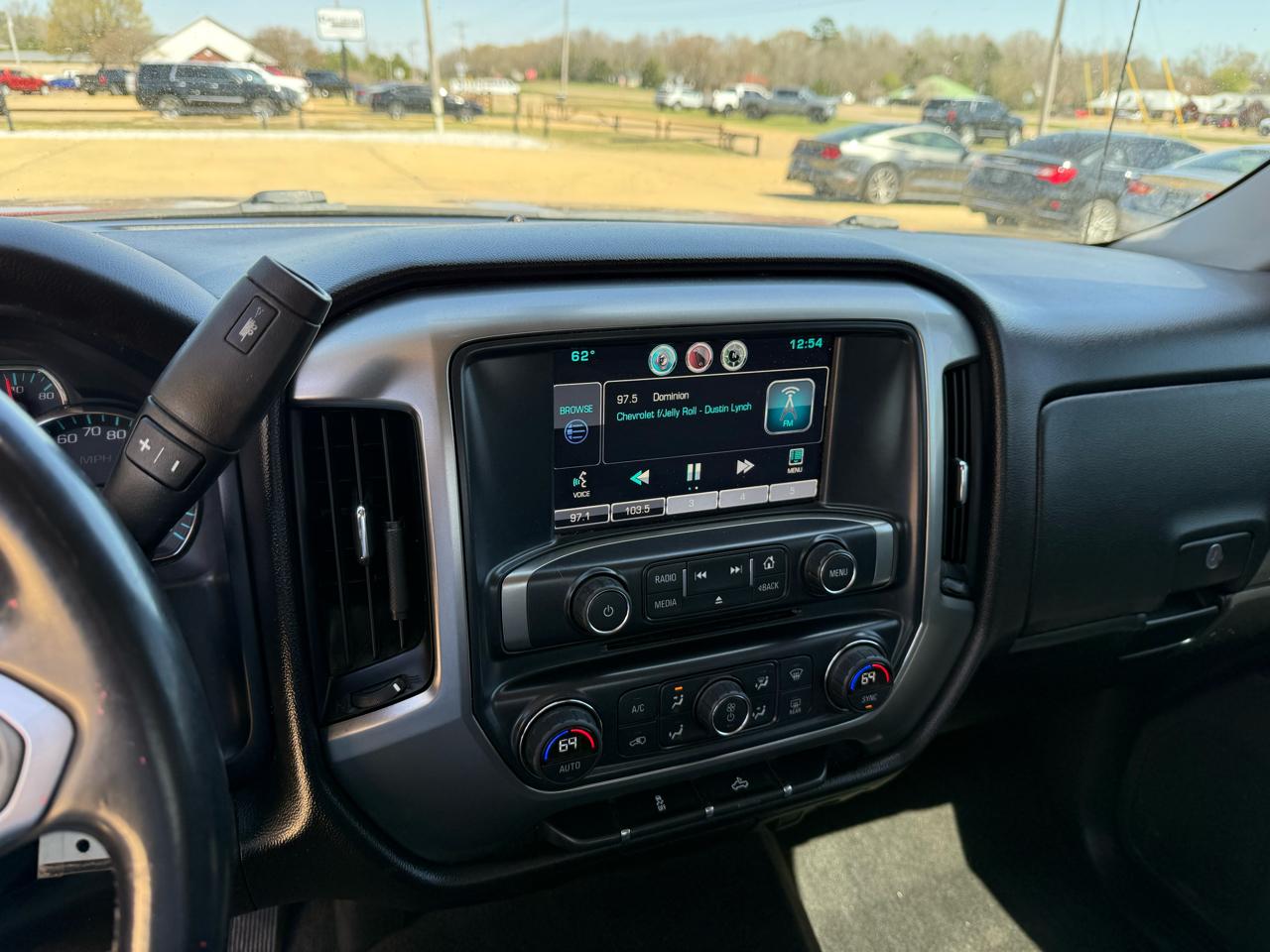 Chevrolet Silverado 1500 1LT Crew Cab 2WD 2015