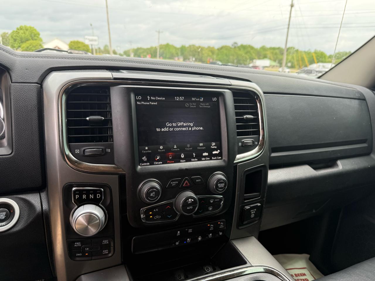 RAM 1500 4WD Crew Cab 140.5" Sport 2018