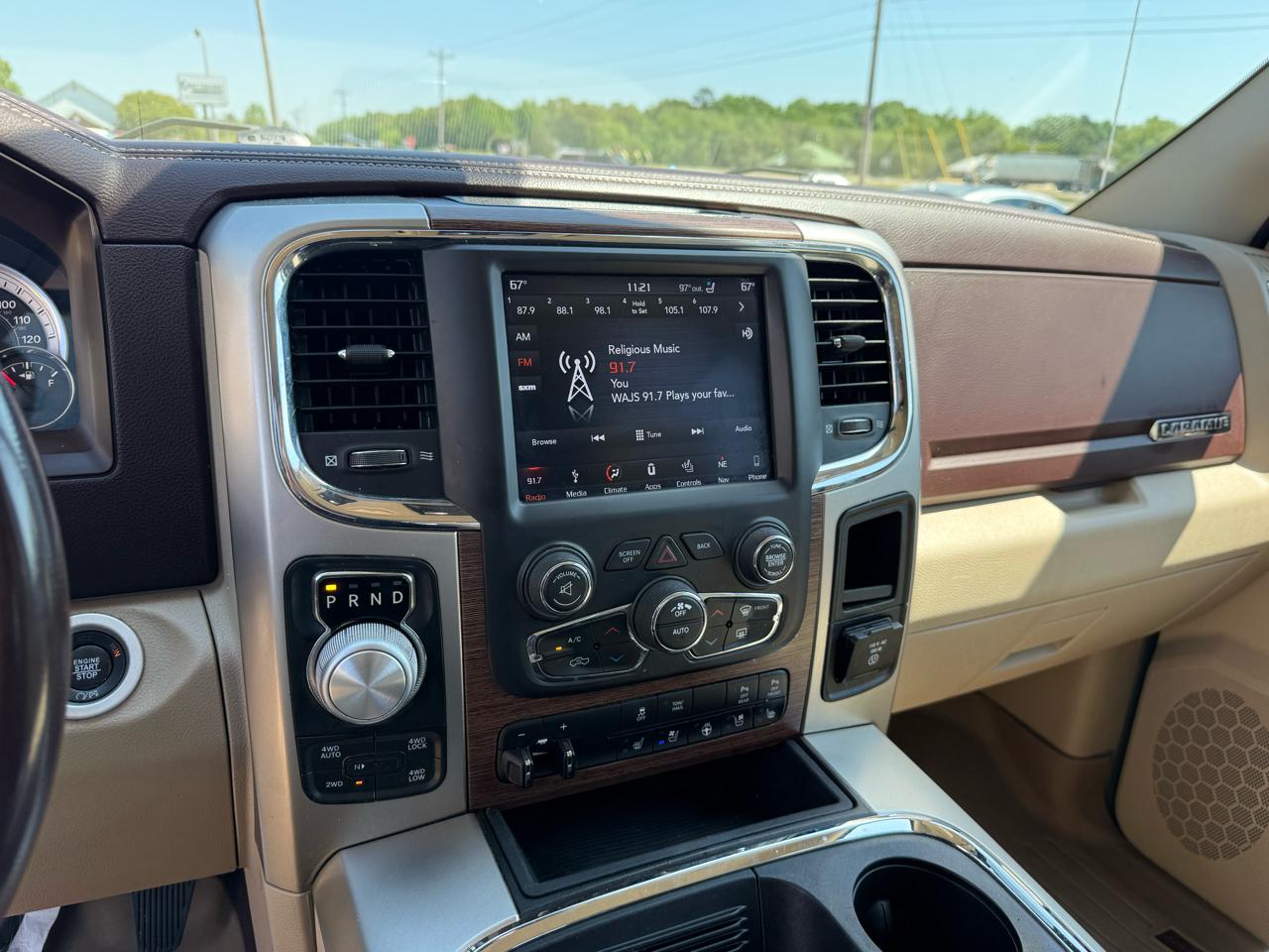 RAM 1500 Laramie Quad Cab 4WD 2018