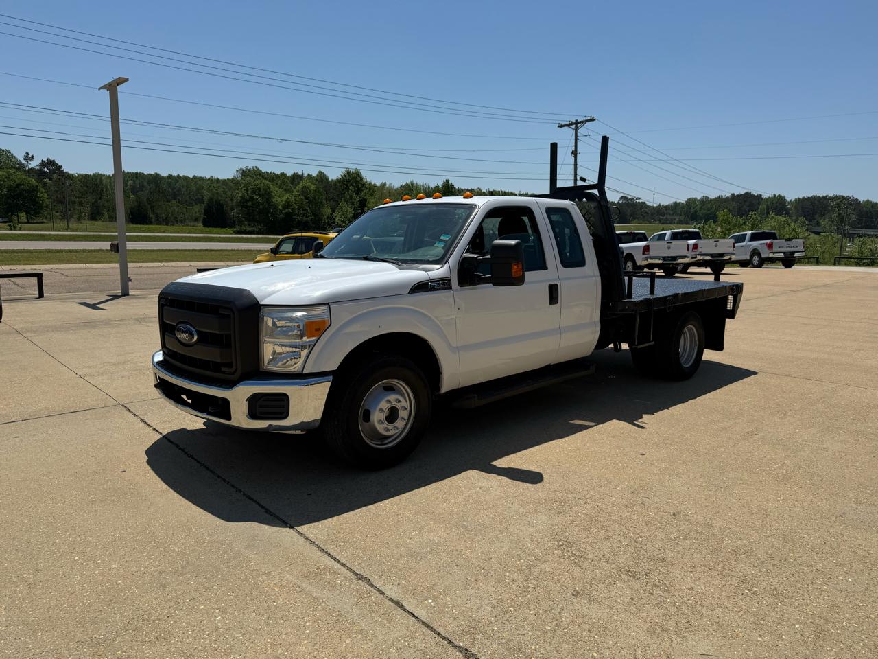 Ford F-350 SD XL SuperCab Long Bed DRW 2WD 2012