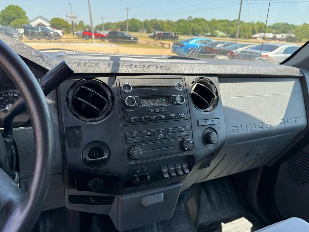 Ford F-350 SD XL SuperCab Long Bed DRW 2WD 2012