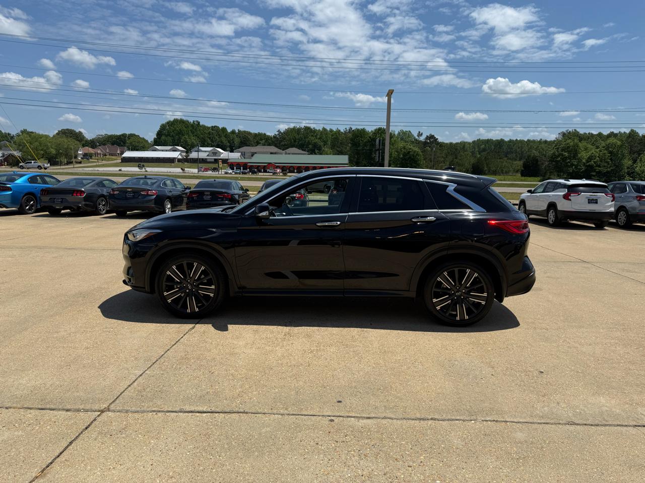 Infiniti QX50 LUXE 2021