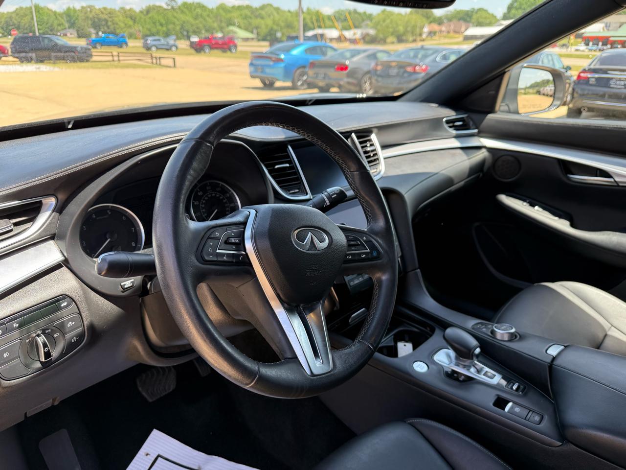 Infiniti QX50 LUXE 2021