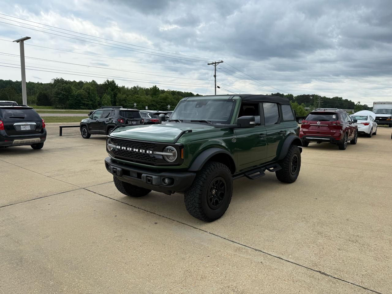 Ford Bronco Base 4-Door w/Advanced 2023