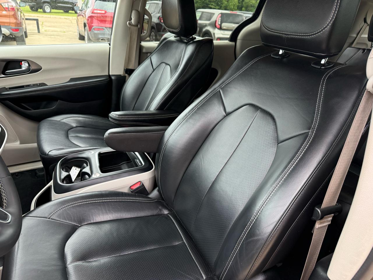 Chrysler Pacifica Touring-L 2022