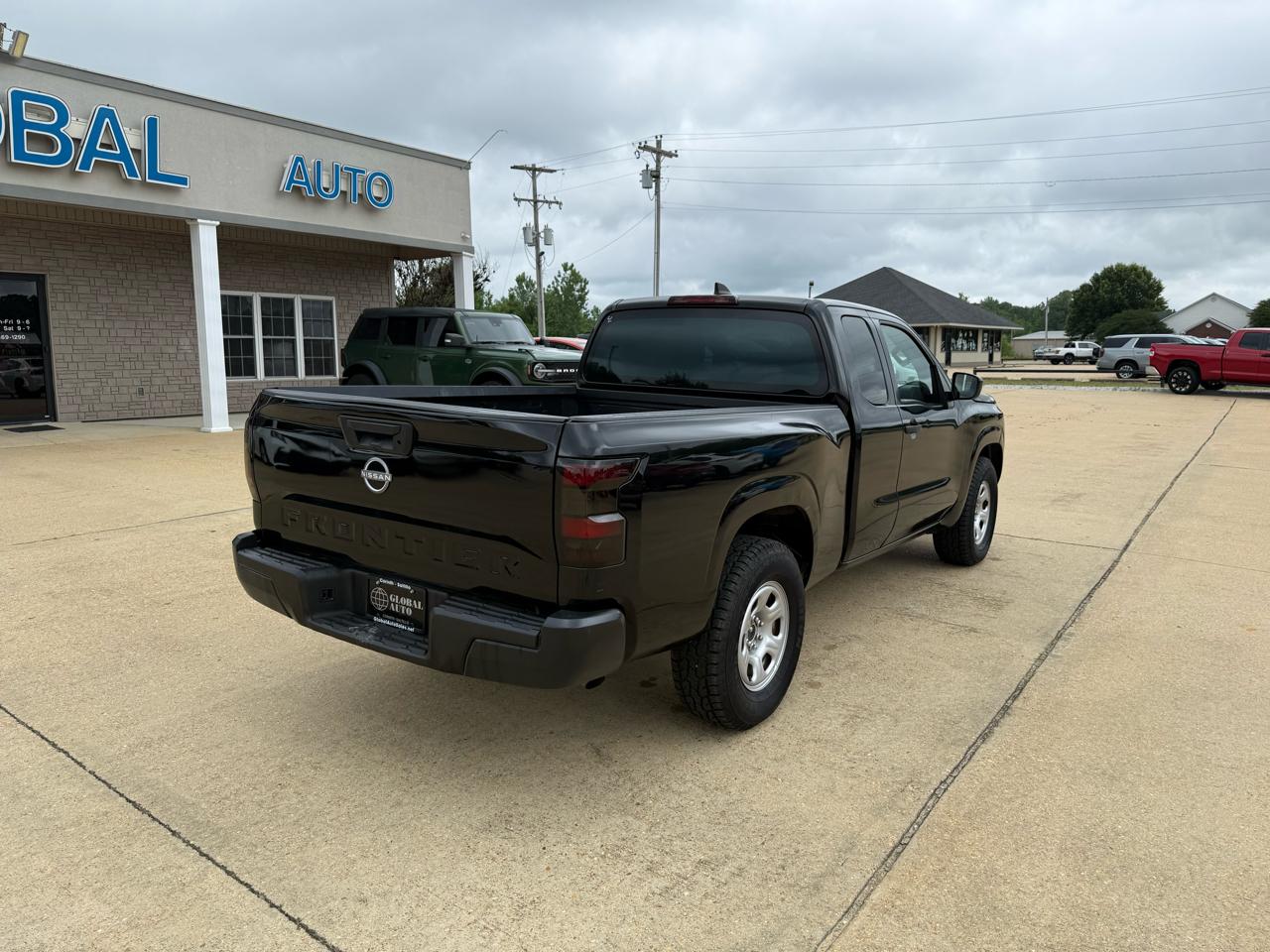 Nissan Frontier S King Cab 2WD 2022