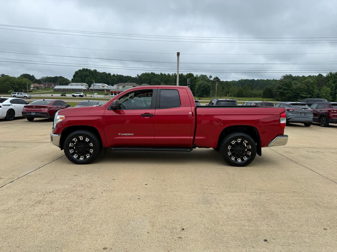 Toyota Tundra SR5 4.6L V8 Double Cab 2WD 2016