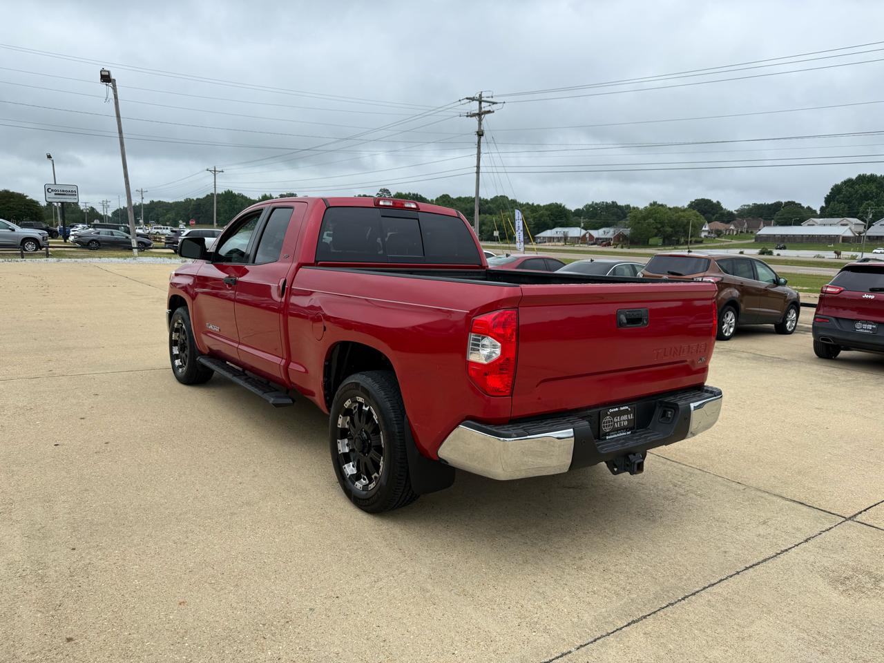 Toyota Tundra SR5 4.6L V8 Double Cab 2WD 2016