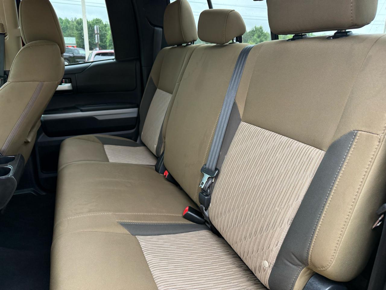 Toyota Tundra SR5 4.6L V8 Double Cab 2WD 2016