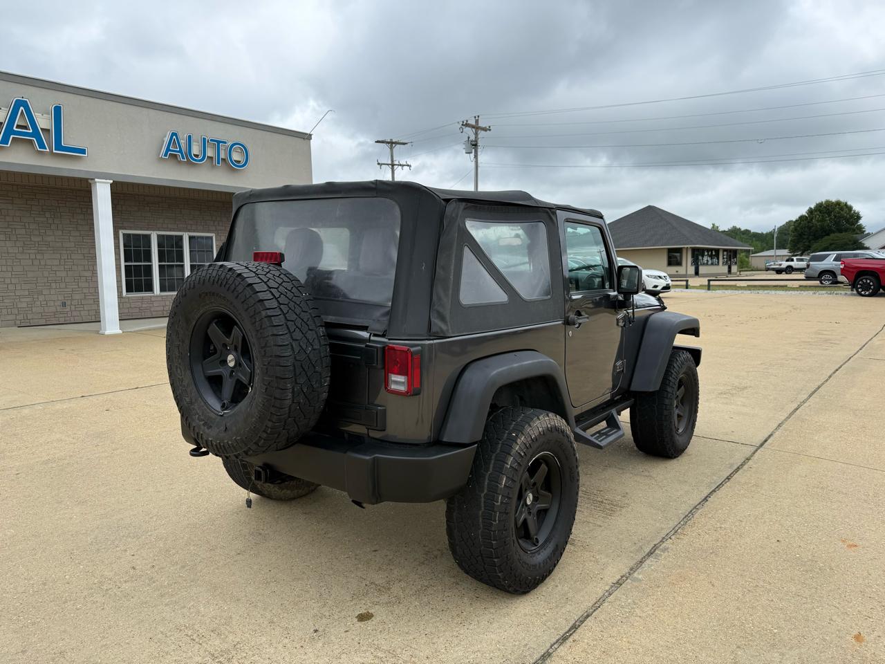 Jeep Wrangler Sport 4WD 2016