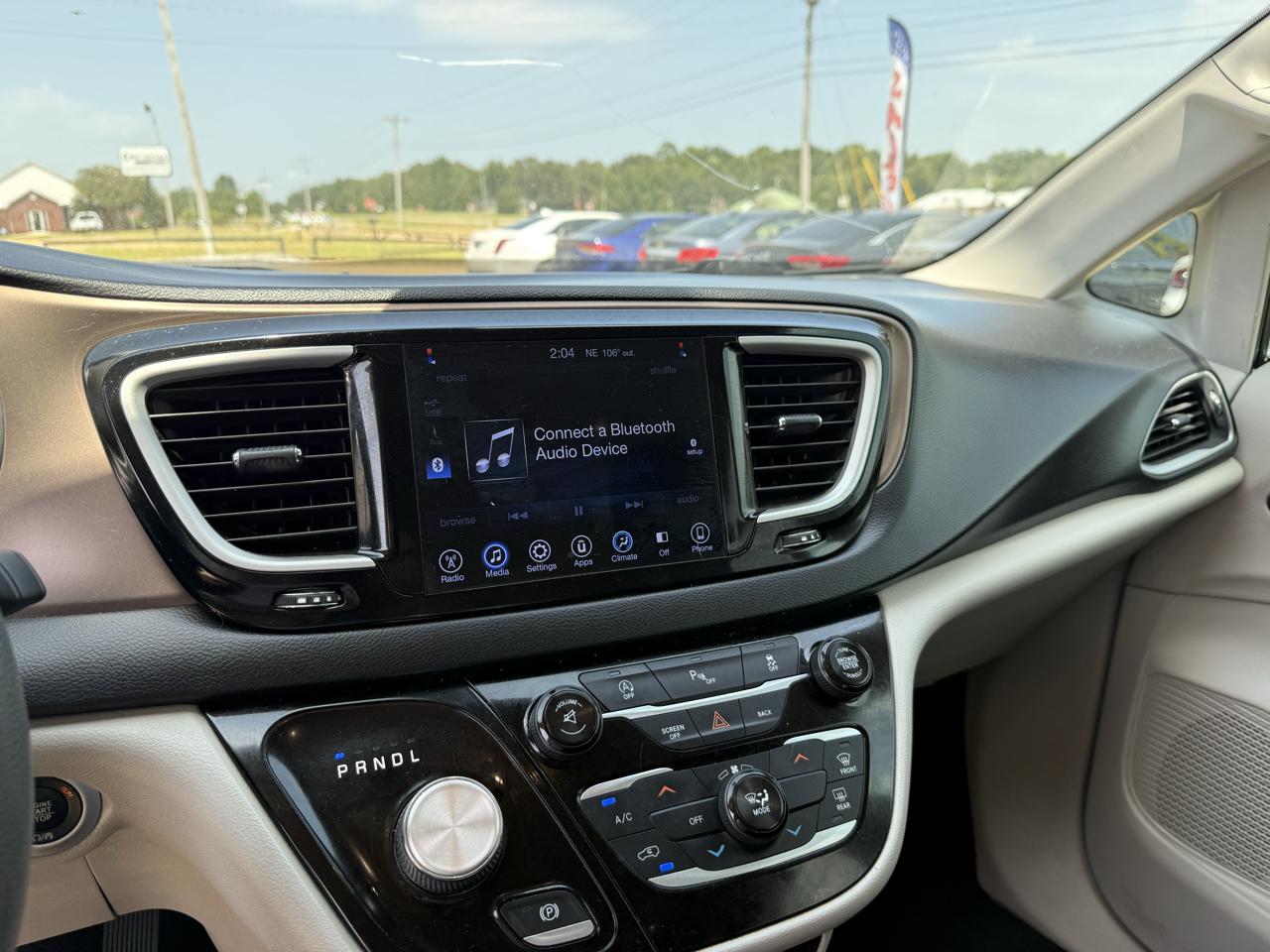 Chrysler Pacifica Touring 2017