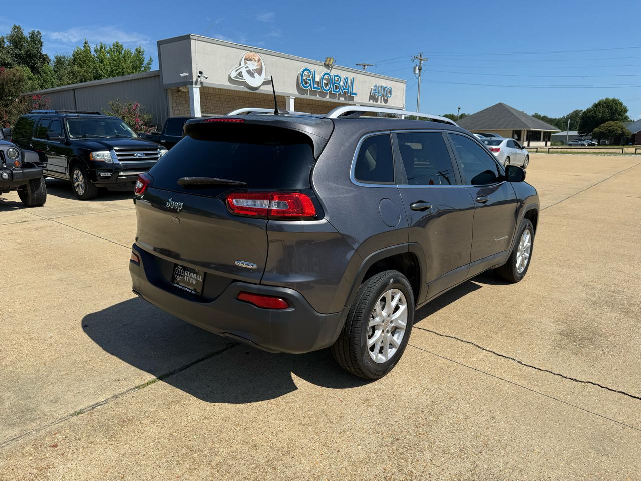 Jeep Cherokee Latitude Plus FWD 2018