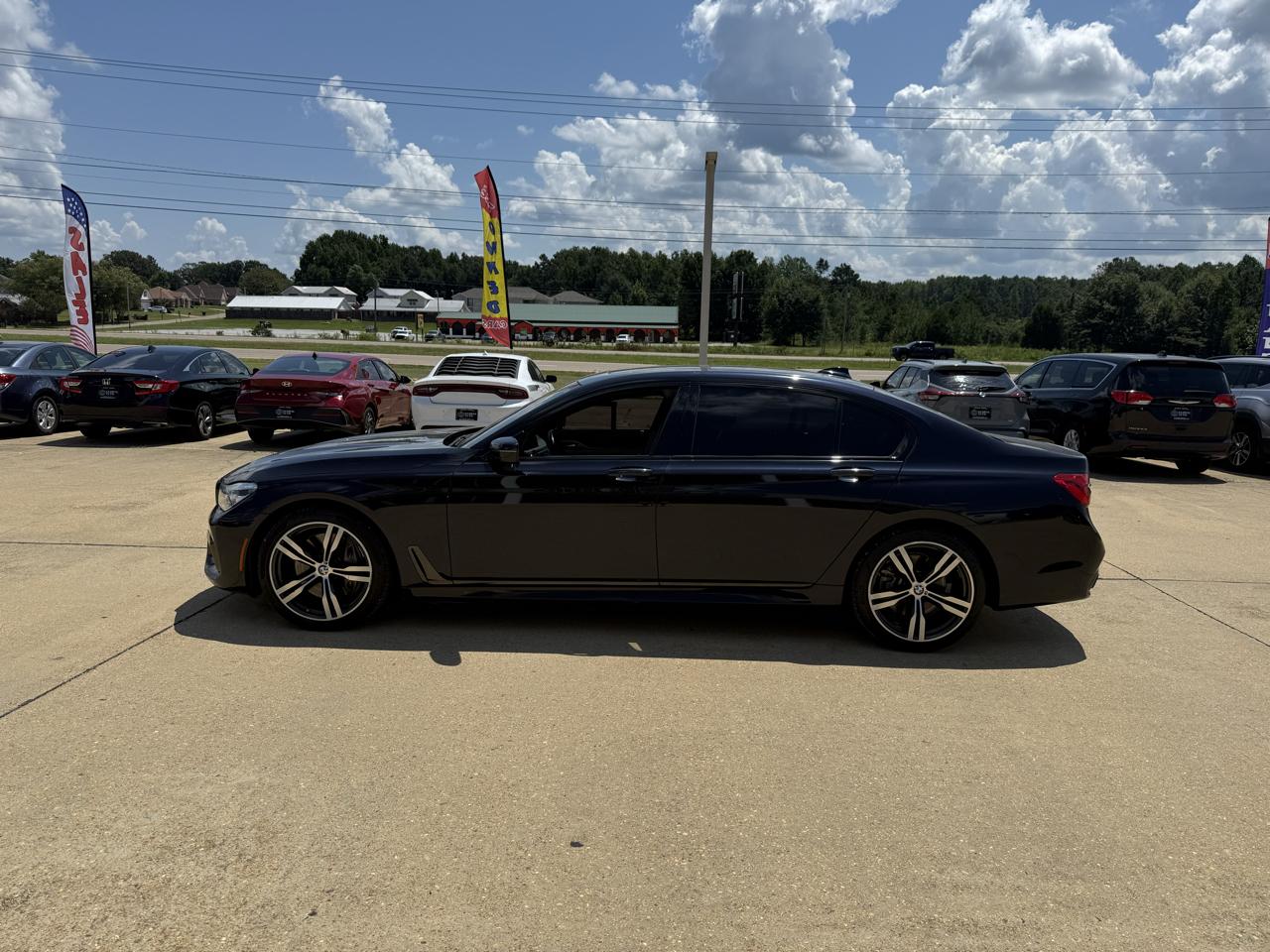 BMW 7-Series 750i 2019
