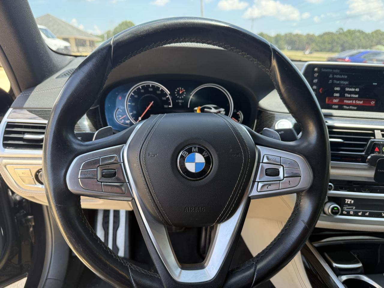 BMW 7-Series 750i 2019