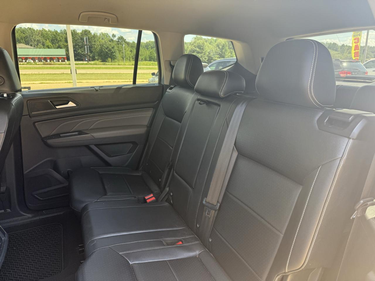 Volkswagen Atlas SE 2021