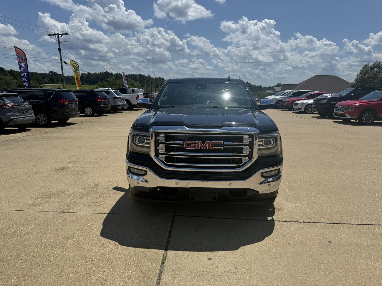 GMC Sierra 1500 Base Crew Cab Long Box 2WD 2017