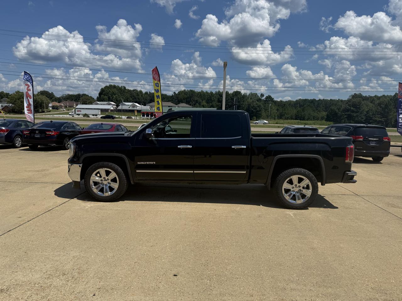 GMC Sierra 1500 Base Crew Cab Long Box 2WD 2017