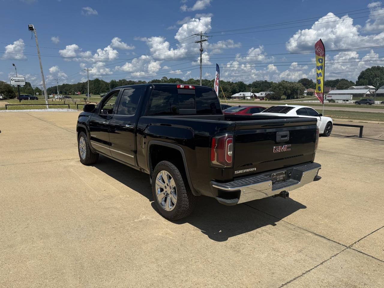 GMC Sierra 1500 Base Crew Cab Long Box 2WD 2017