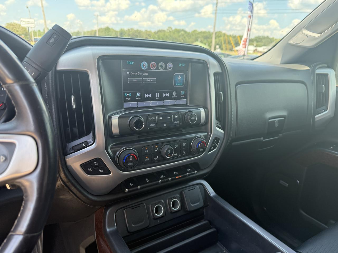 GMC Sierra 1500 Base Crew Cab Long Box 2WD 2017