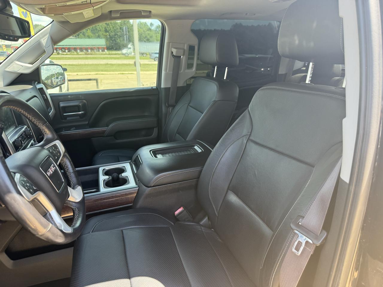 GMC Sierra 1500 Base Crew Cab Long Box 2WD 2017