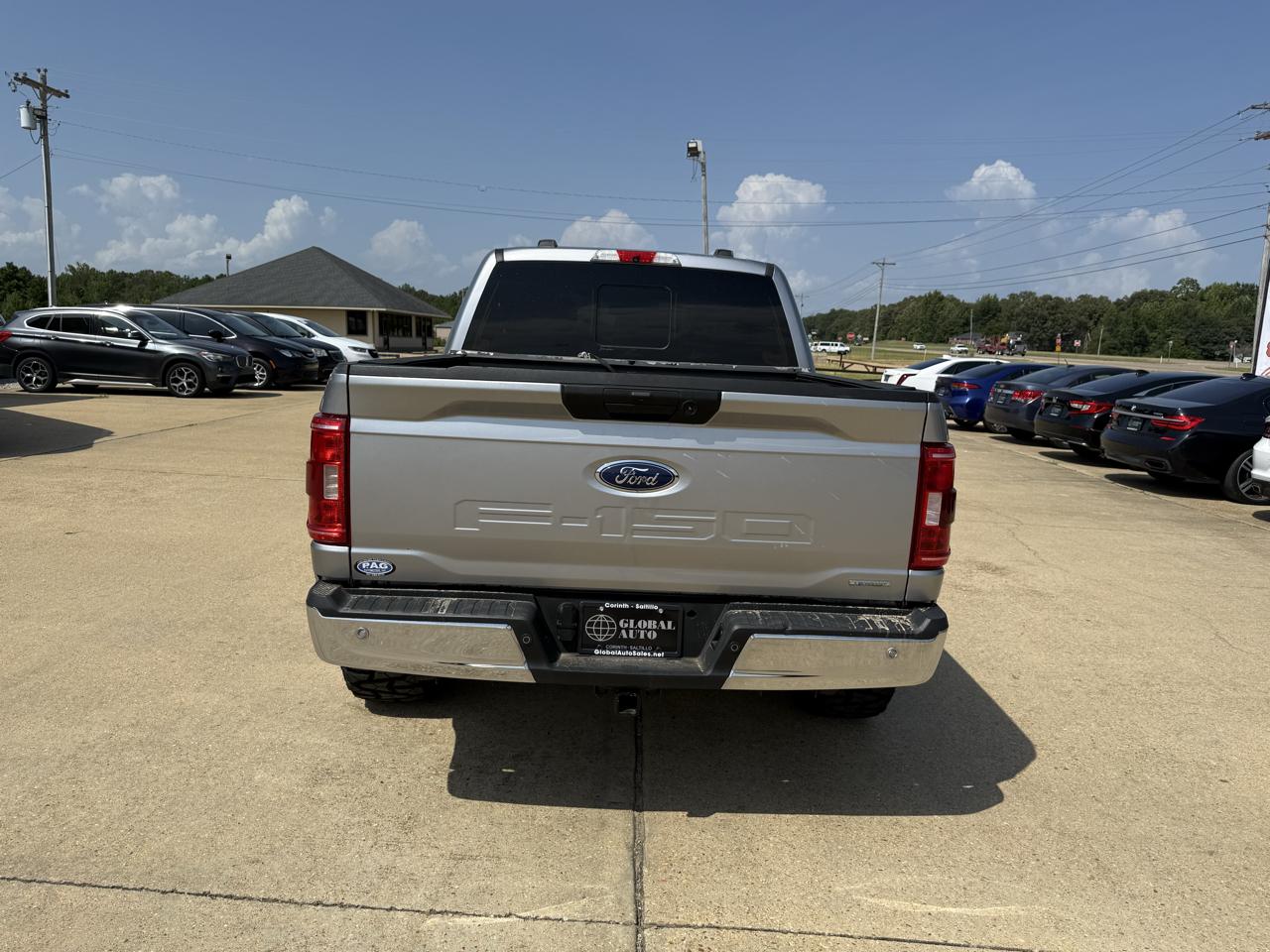 Ford F-150 4WD SuperCrew 145" XLT 2022