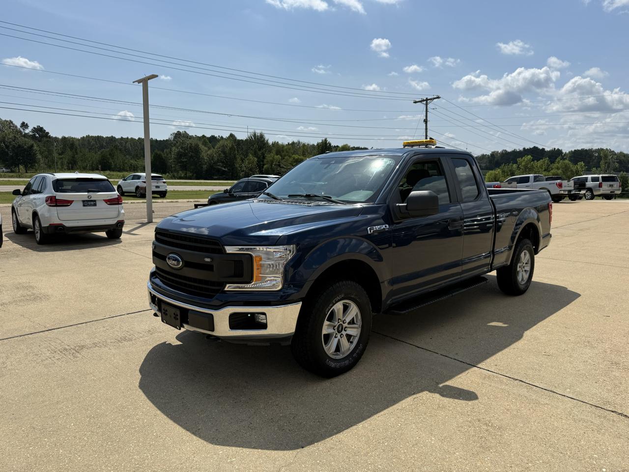 Ford F-150 Reg. Cab Short Bed 4WD 2019