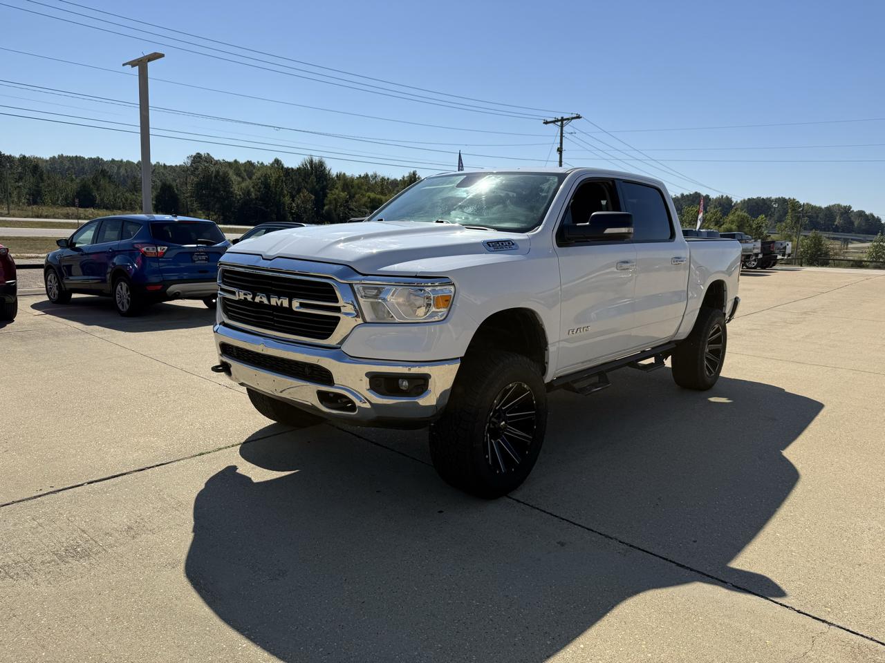 RAM 1500 Big Horn Crew Cab SWB 4WD 2020