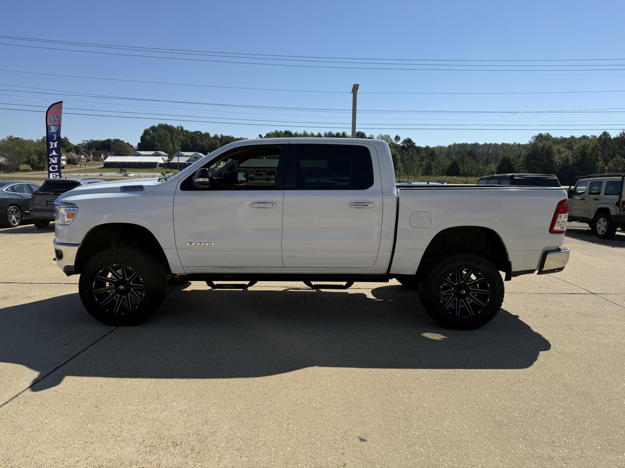 RAM 1500 Big Horn Crew Cab SWB 4WD 2020