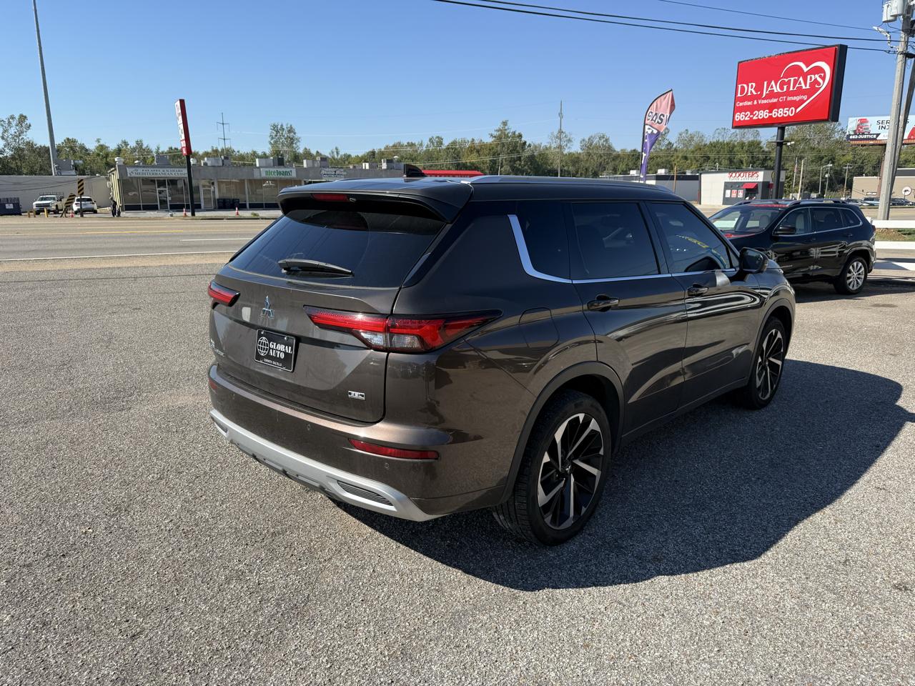 Mitsubishi Outlander SEL 2WD 2022