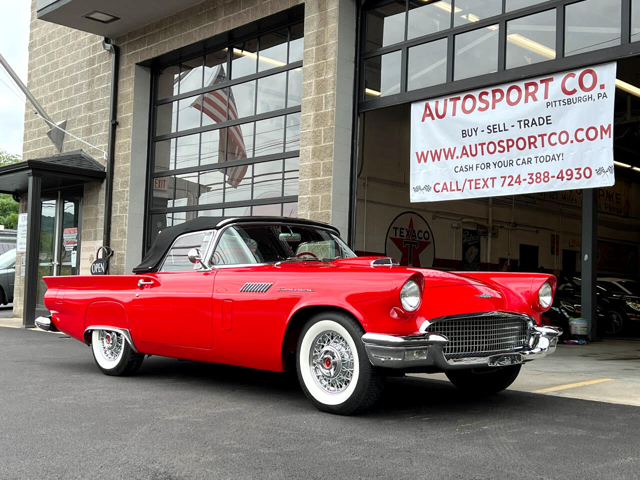Ford Thunderbird 2dr Convertible Deluxe 1957