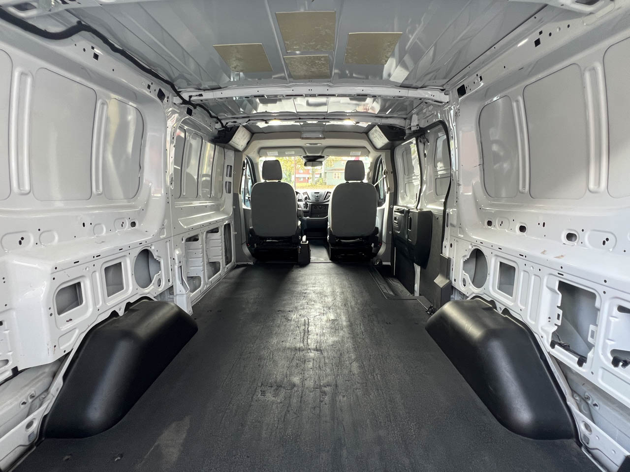 2019 Ford Transit Van photo 2