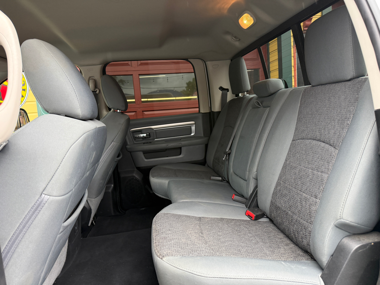 2018 Ram 3500 SLT photo 15