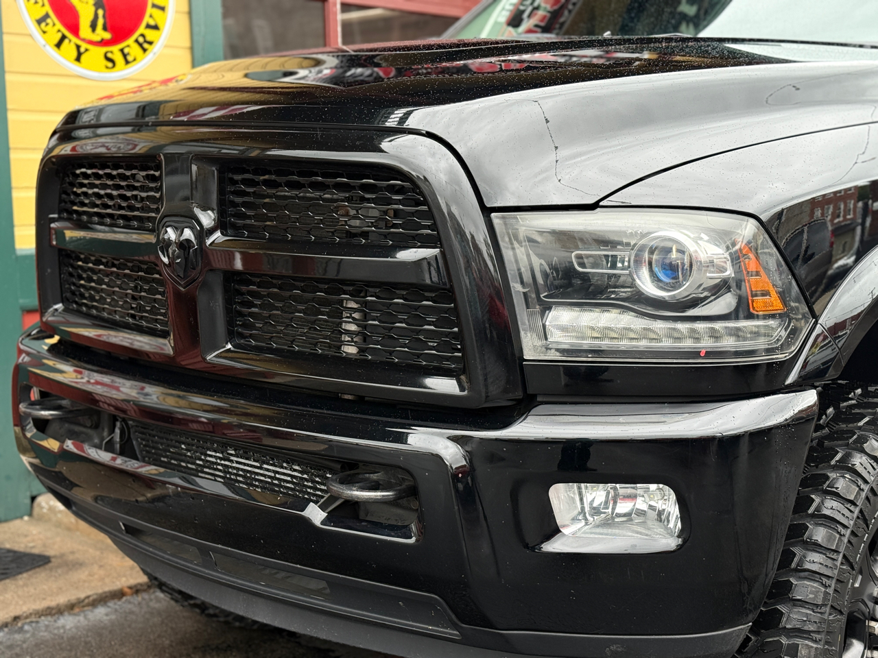 2014 Ram 2500 Laramie photo 10