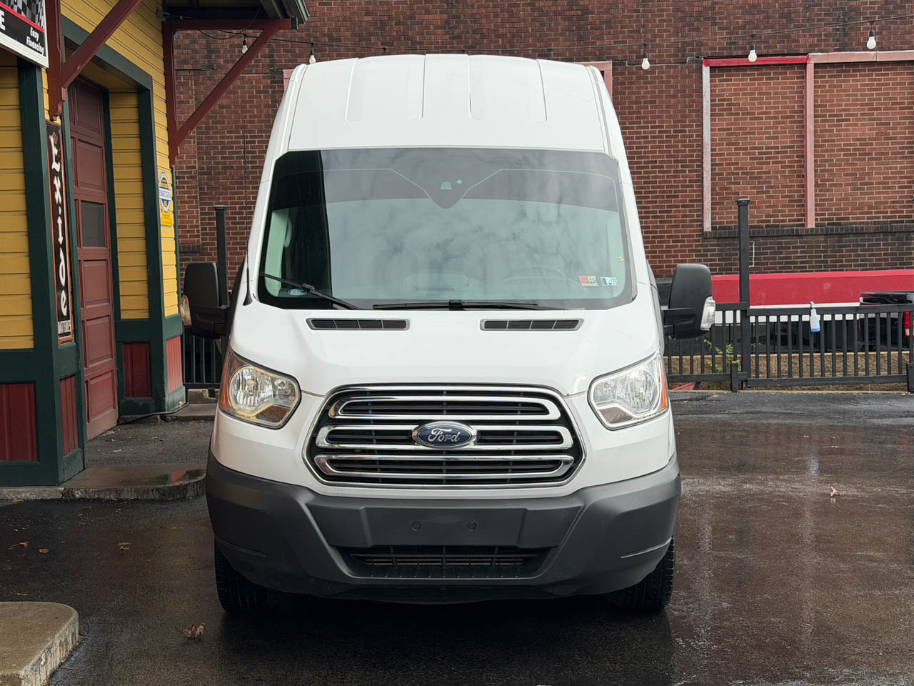 Ford Transit 350 Van High Roof w/Sliding Pass. 148-in. WB EL 2017 Ford Transit 350 Van High Roof w/Sliding Pass. 148-in. WB EL 2017